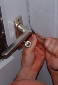 KSS Security - security door break in